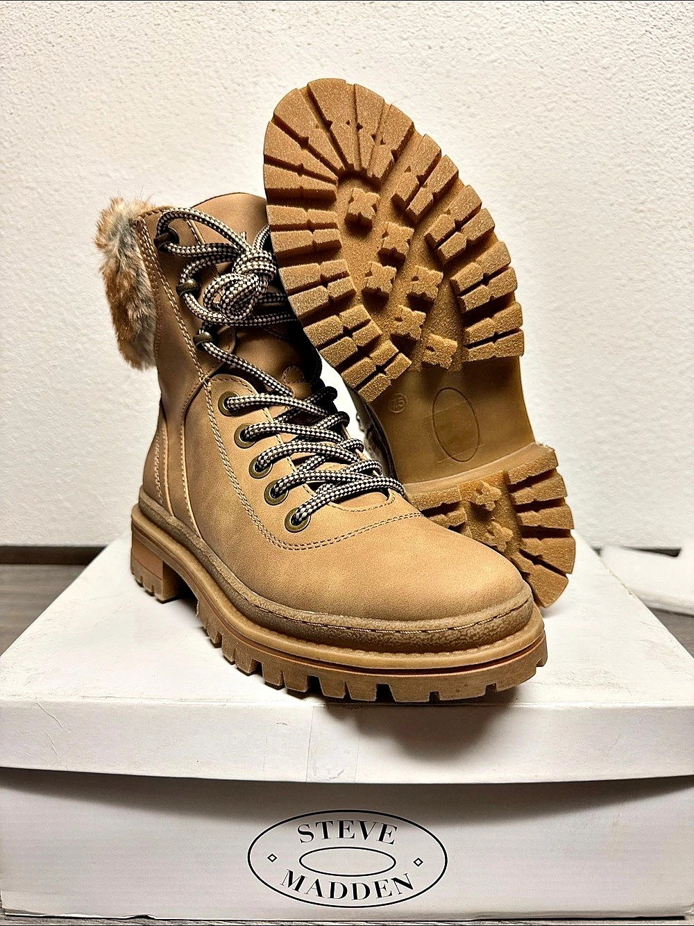 Steve Madden New York Keystone Brown Faux-Fur Trim Winter Boots